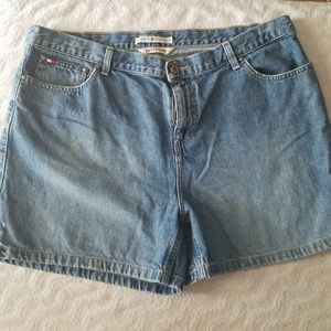 Tommy Hilfiger jean shorts